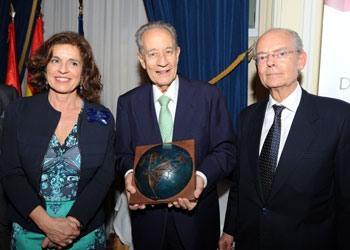 HOMENAJE INTERNACIONAL  A JUAN- MIGUEL VILLAR MIR, “ESPAÑOL UNIVERSAL” 2012, POR SUS VALORES HUMANOS Y EMPRESARIALES