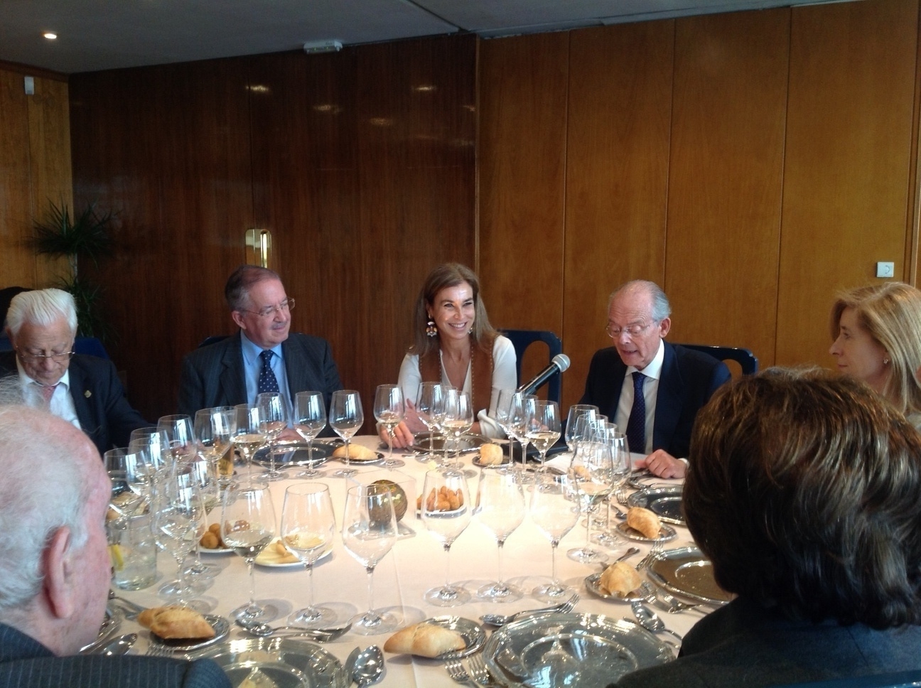 TRIBUNA INDEPENDIENTE CON CARMEN POSADAS