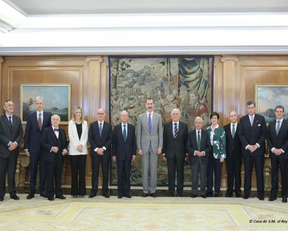 SM EL REY FELIPE VI RECIBE EN AUDIENCIA AL COMITÉ EJECUTIVO DEL HOMENAJE UNIVERSAL AL IDIOMA ESPAÑOL