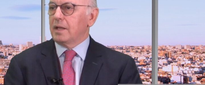 EL LIDERAZGO MÁS PELIGROSO ES EL QUE SE CONSTRUYE A TRAVÉS DE LAS REDES SOCIALES