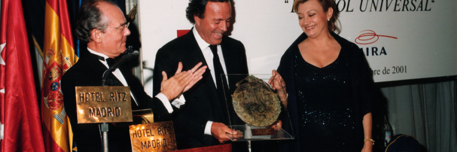 JULIO IGLESIAS «ESPAÑOL UNIVERSAL» 2001