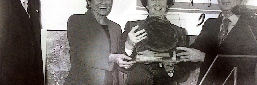 MARGARITA SALAS «ESPAÑOL UNIVERSAL» 2000