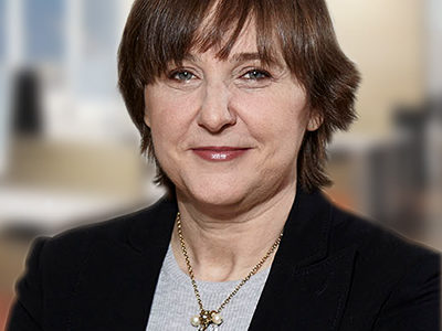 Más mujeres –  MARÍA LLADRÓ