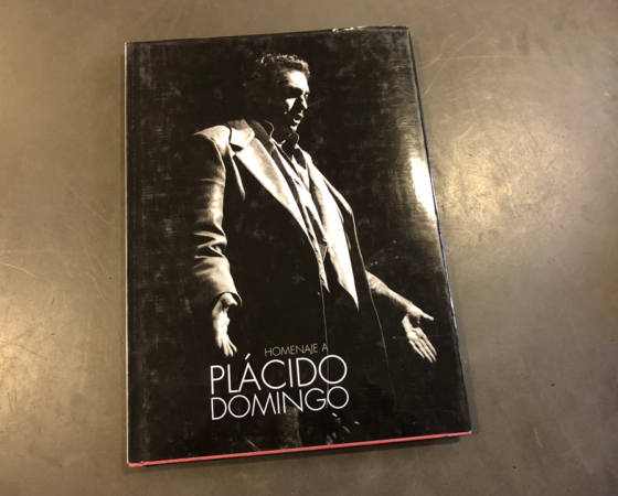 LIBRO HOMENAJE PLACIDO DOMINGO «ESPAÑOL UNIVERSAL» 1997