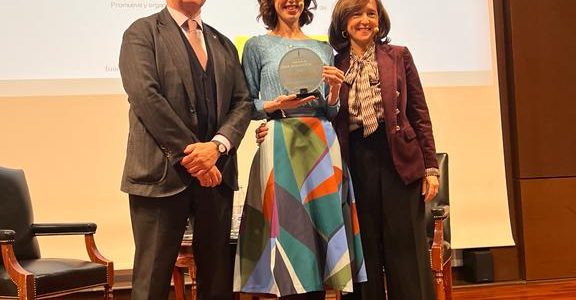 IRENE VALLEJO, XI PREMIO AL LÍDER HUMANISTA 2022