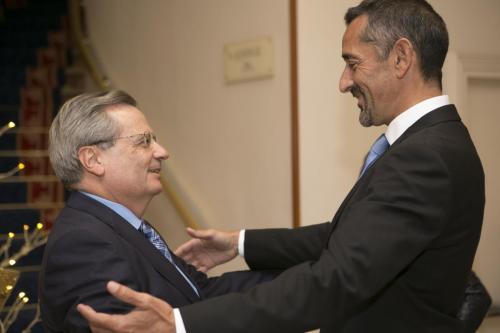 Dr. MatesanzDr. Cavadas