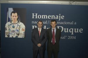 "Español Universal" 2004