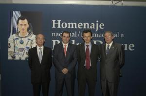 "Español Universal" 2004