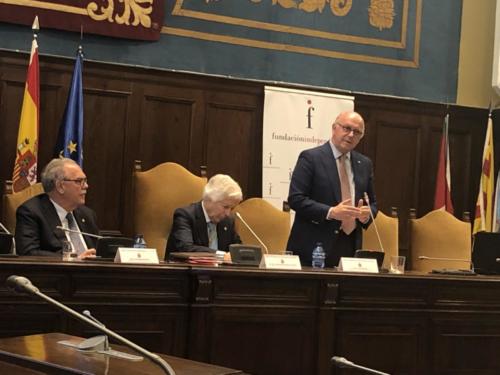 Ponencia de clausura «Política Económica y Transición Ecológica»