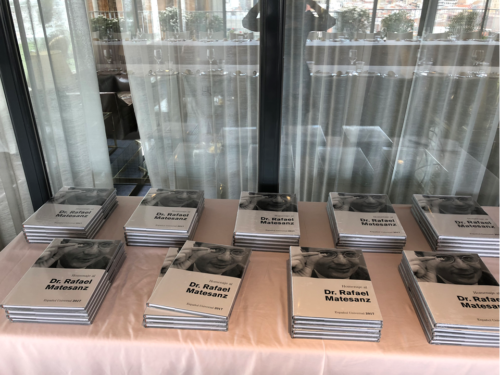 Libro sobre el Homenaje al Dr. Rafael Matesanz como "Español Universal" 2017